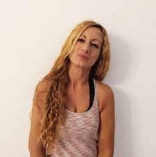Vuoi fare la differenza nella vita dei tuoi clienti? Scopri il corso che combina coaching e linguistica per trasformazioni reali.